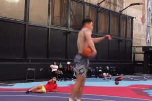 太牛了！如果参加扣篮大赛这两个动作能打多少分